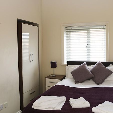 Parks Nest 5 Apartment Kingston upon Hull Exterior photo