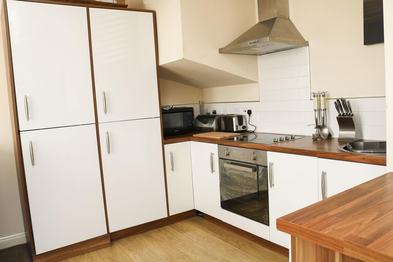Parks Nest 5 Apartment Kingston upon Hull Exterior photo